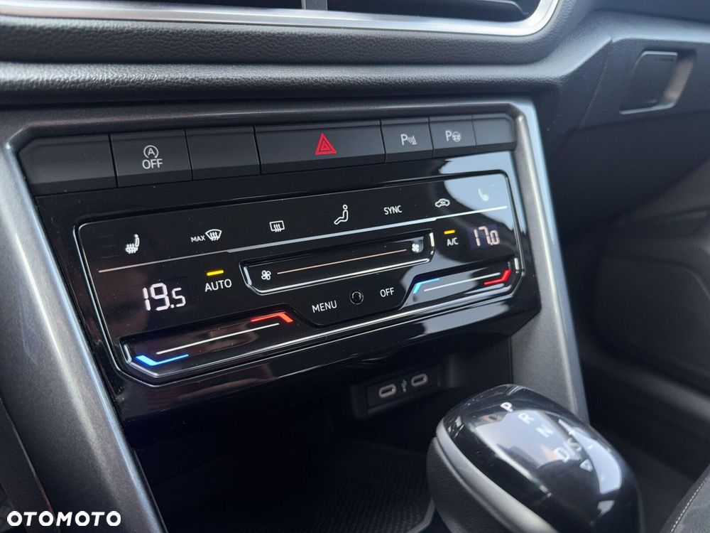 Volkswagen T-Roc 1.5 TSI Style DSG - 29