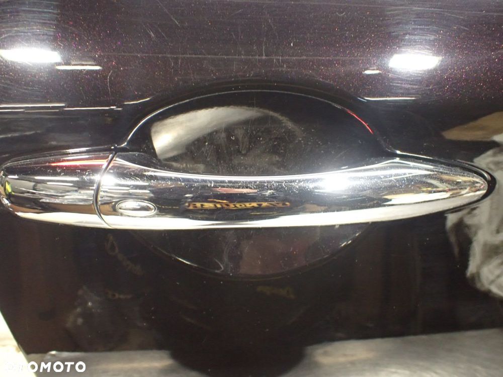 DRZWI PRAWY PRZÓD INFINITI M37X KOL:GAC - 19