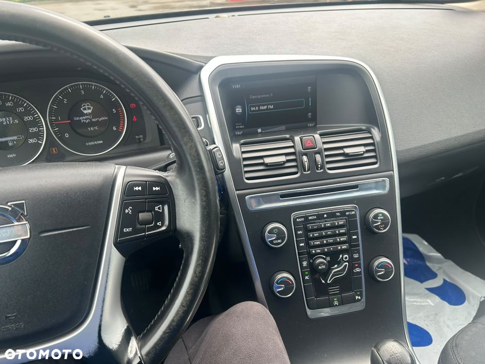 Volvo XC 60 D3 Edition Pro - 12