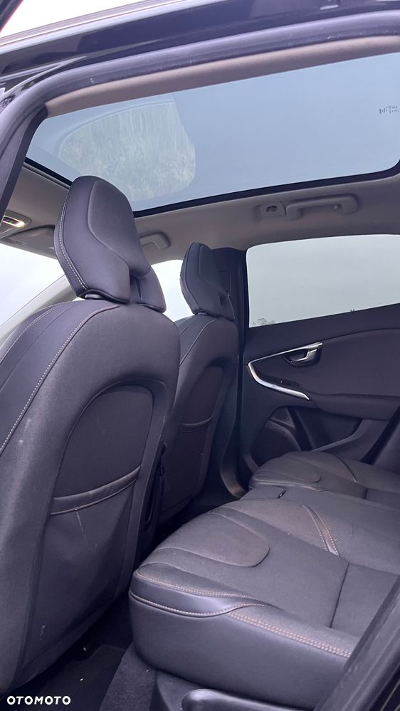 Volvo V40 Cross Country D2 Geartronic Momentum - 14