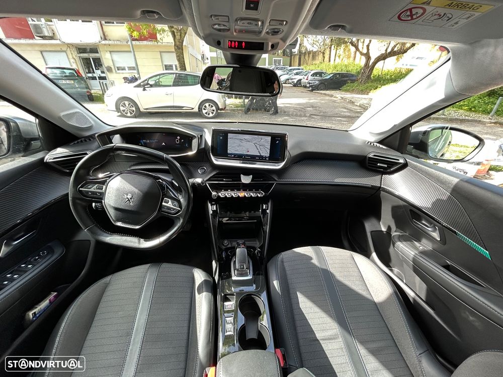 Peugeot 208 PureTech 100 EAT8 Allure - 6