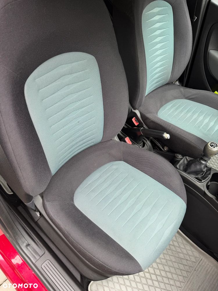 Fiat Grande Punto - 13