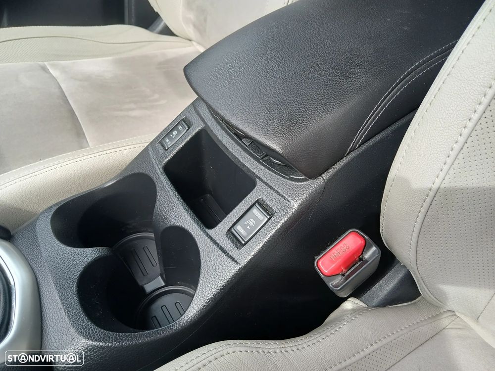 Nissan Qashqai 1.5 dCi Tekna Premium Pele S Alcantara - 24
