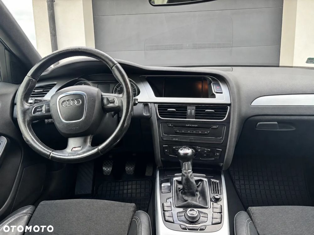 Audi A4 Avant 2.0 TDI - 8