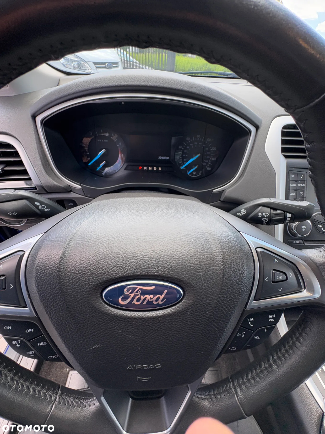 Ford Fusion - 10
