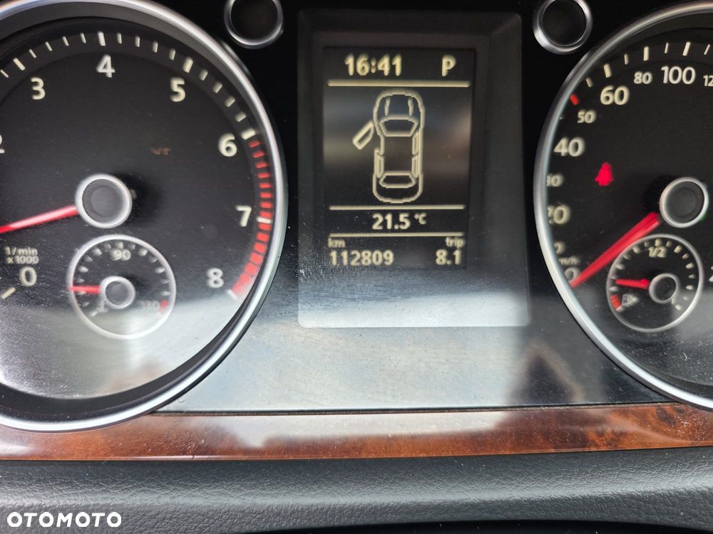 Volkswagen Passat - 14