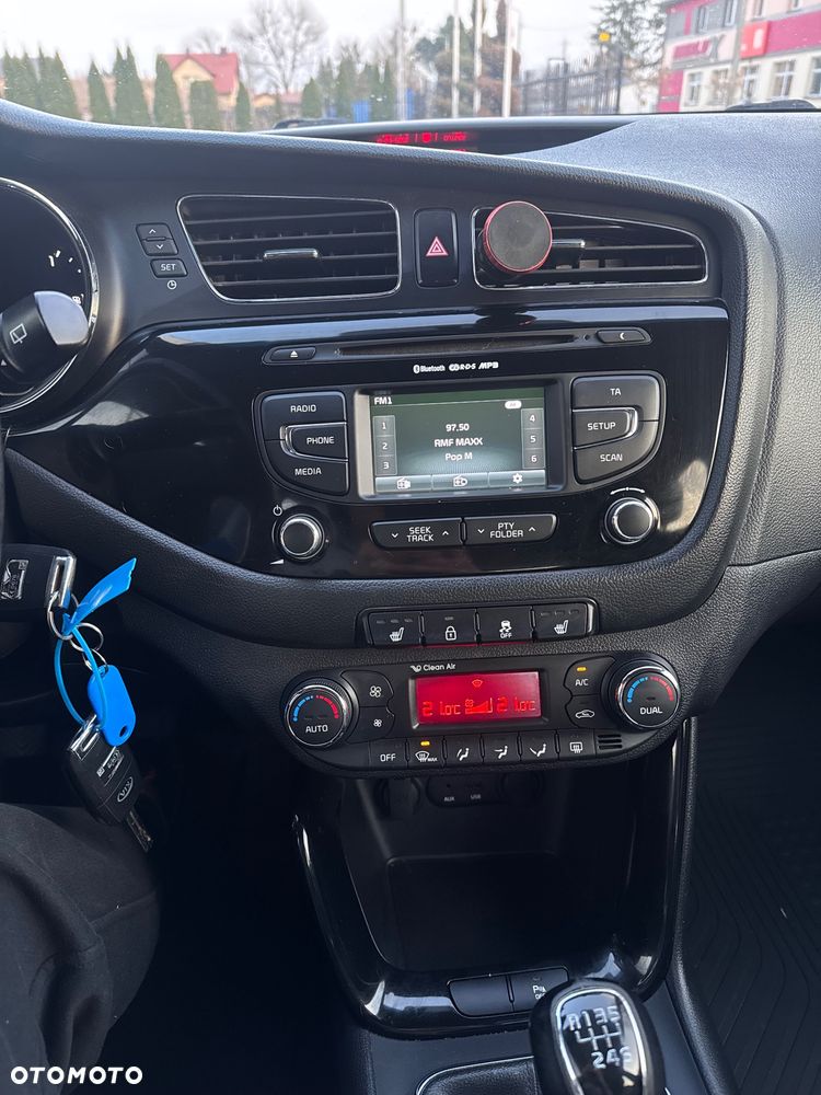 Kia Ceed 1.6 GDI Platinum Edition - 21