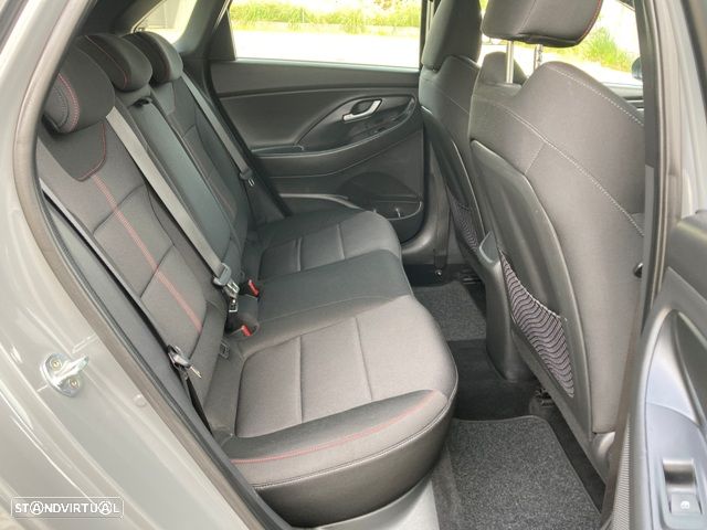 Hyundai i30 1.6 CRDI 48V-Hybrid DCT N-Line - 41