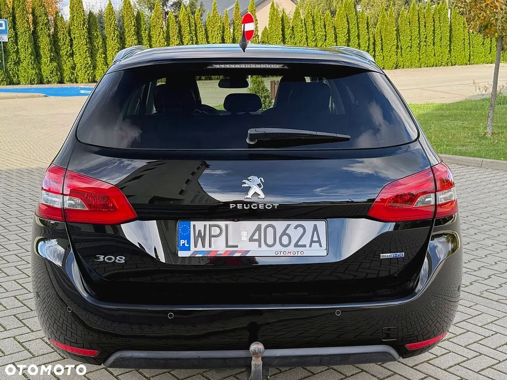 Peugeot 308 BlueHDi FAP 150 EAT6 Stop & Start Allure - 11