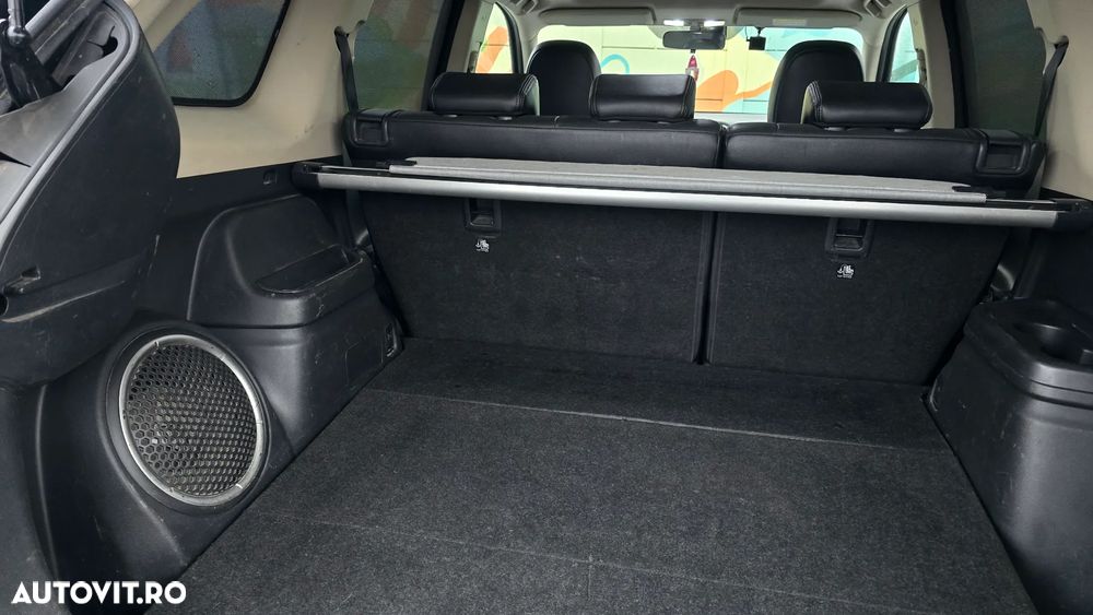 Mitsubishi Outlander 2.0 4WD Plug-In Hybrid Top - 12