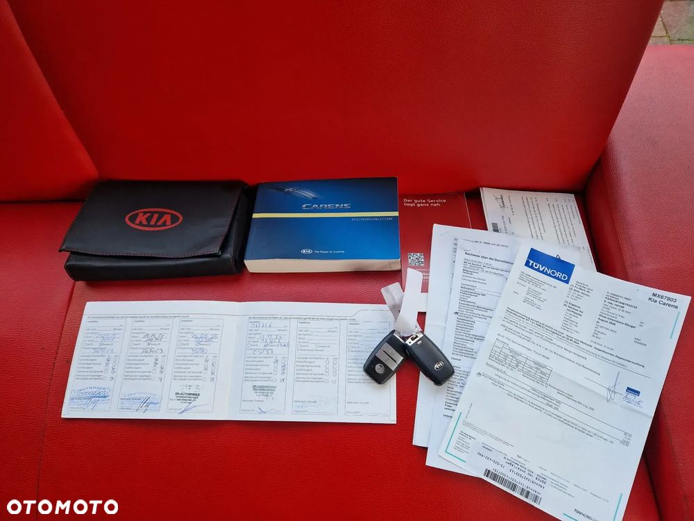 Kia Carens 1.7 CRDi S 7os EU6 - 8