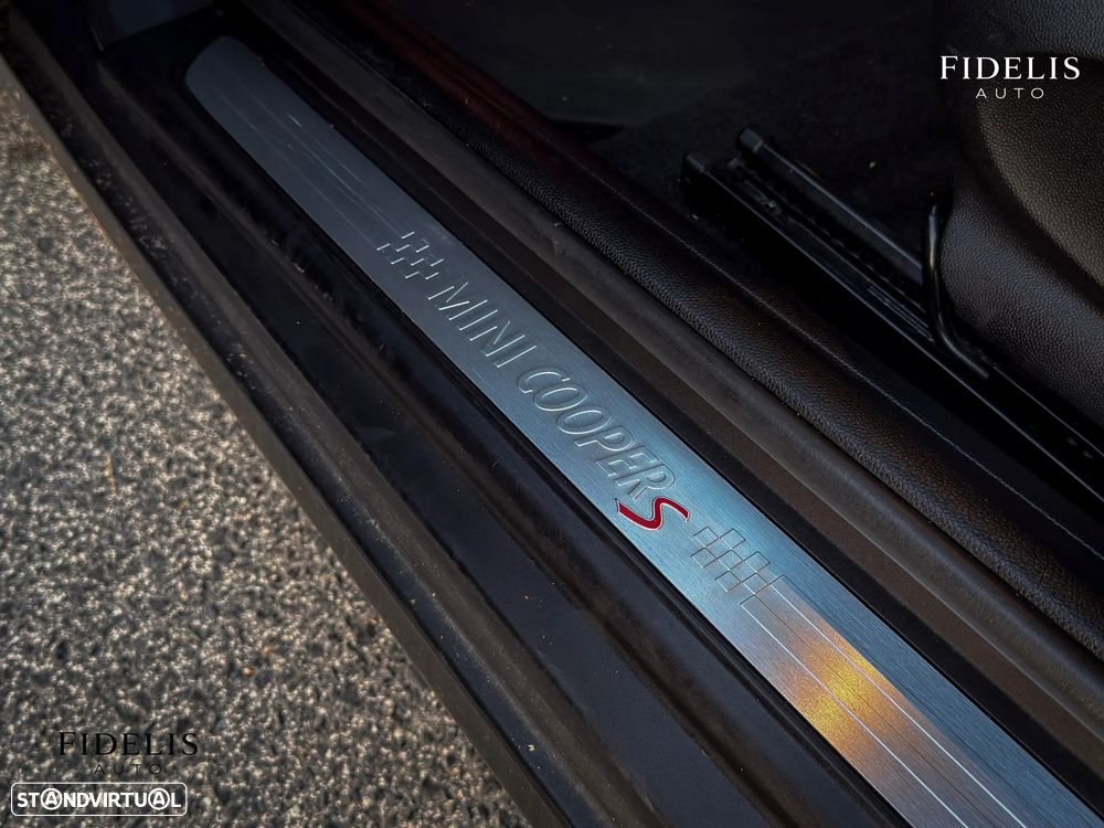 MINI 3 Portas Cooper S - 11