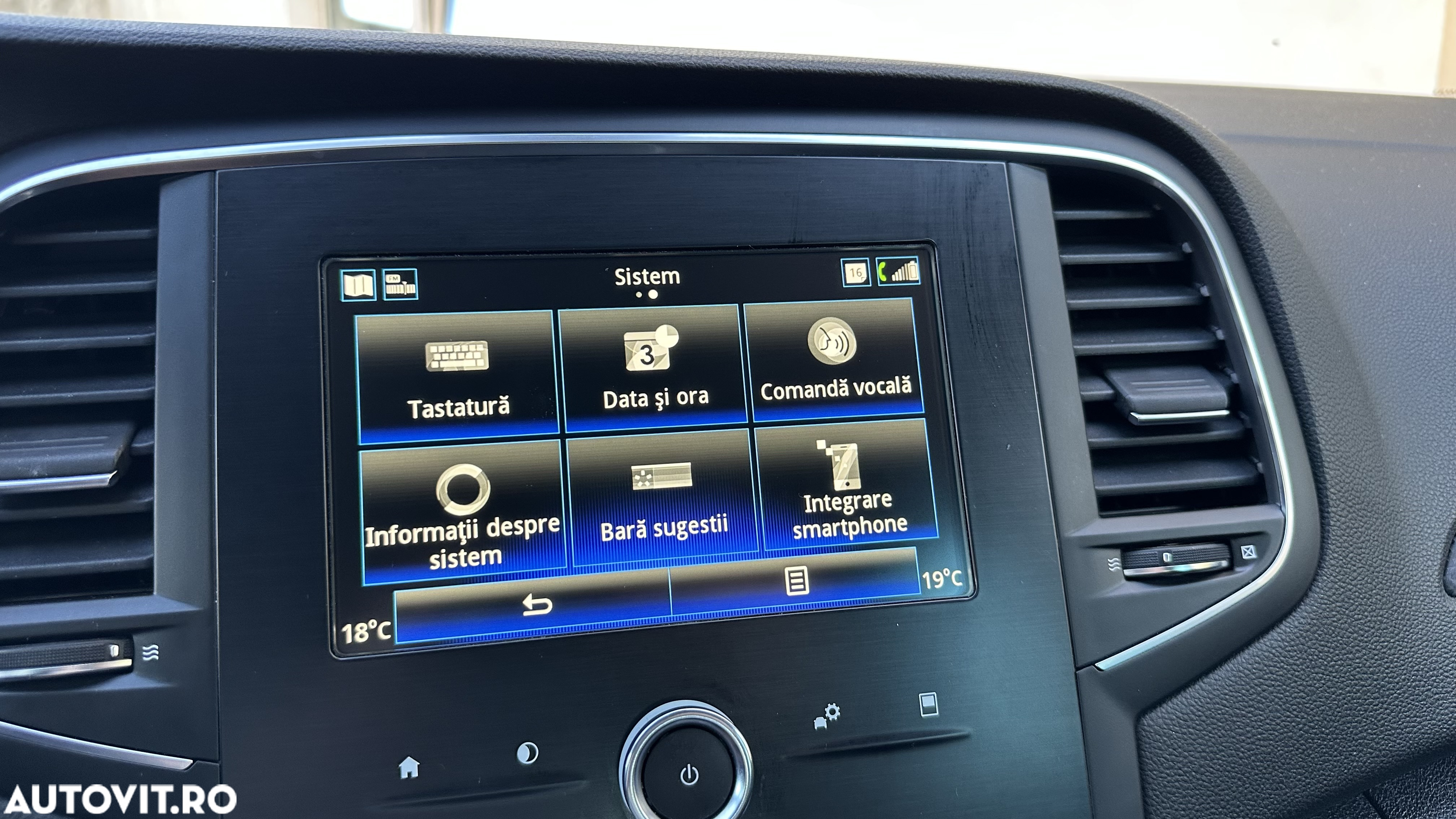 Renault Megane BLUE dCi 115 LIMITED - 21