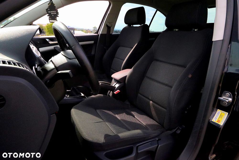 Skoda Octavia 2.0 TDI DPF Elegance - 29