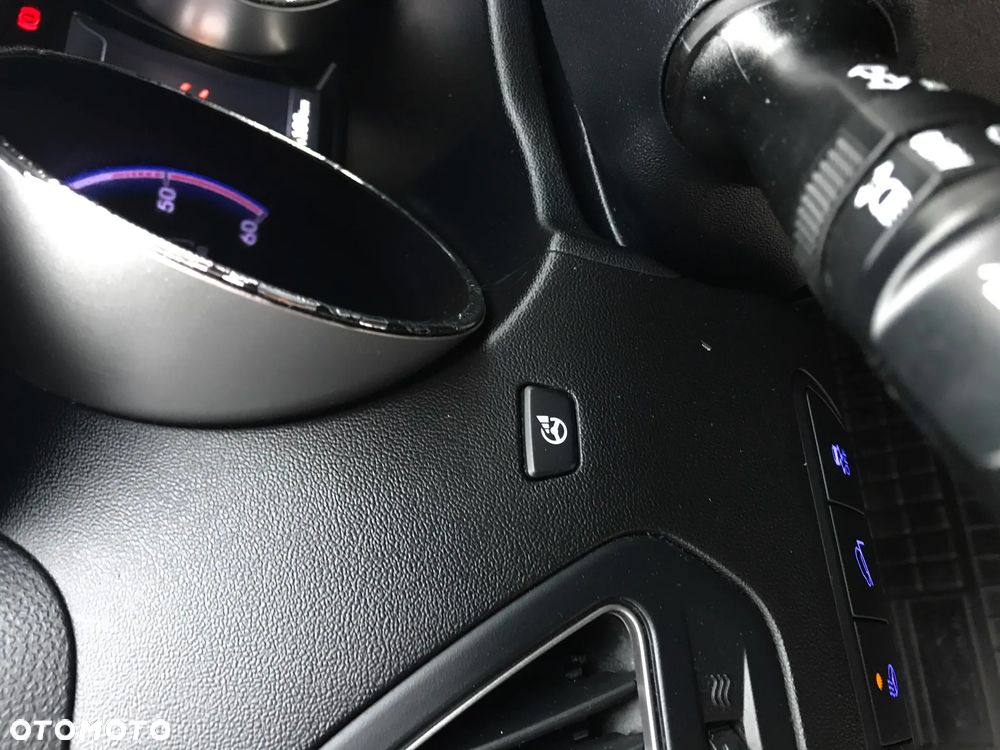 Hyundai ix35 2.0 CRDi 4WD Premium - 29