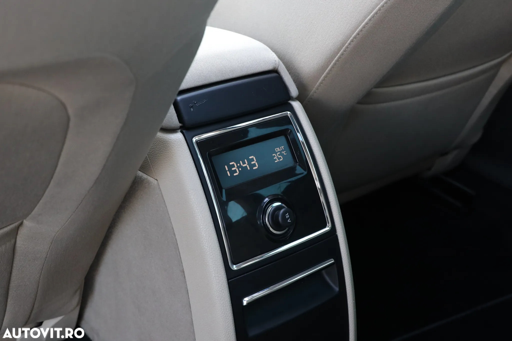 Skoda Superb 2.0 TDI Elegance DSG - 19