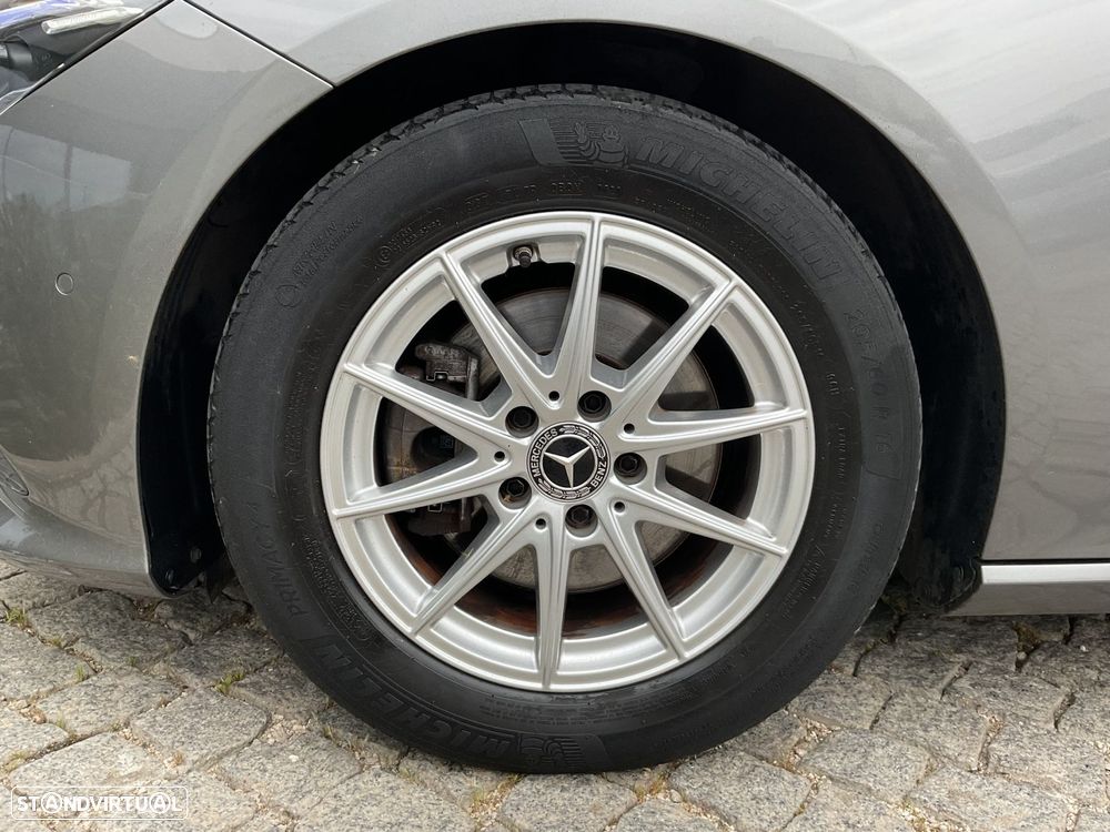 Mercedes-Benz CLA 180 d Shooting Brake Business Solutions Aut. - 14