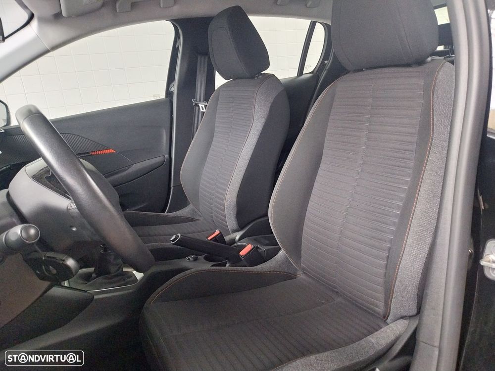 Peugeot 208 1.2 PureTech Active - 4