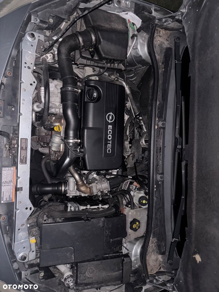 Opel Astra 1.7 CDTI - 37