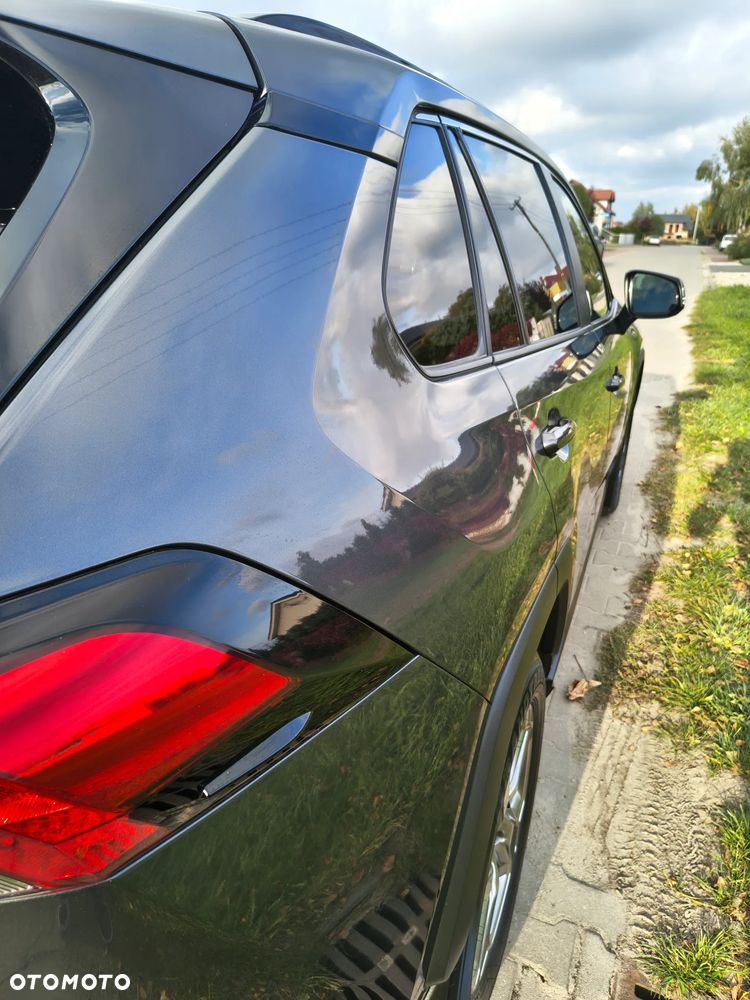 Toyota RAV4 - 18