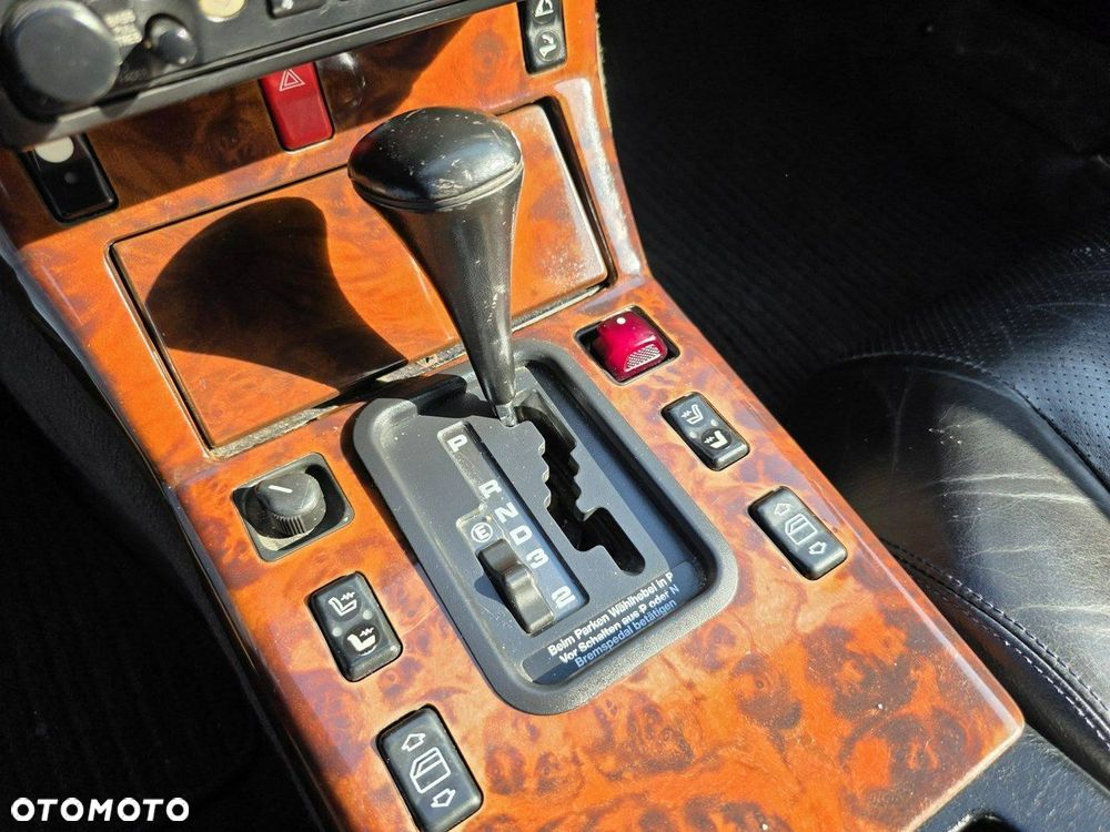 Mercedes-Benz SL - 18