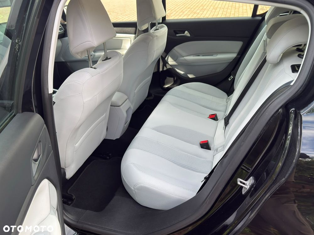 Peugeot 308 - 28