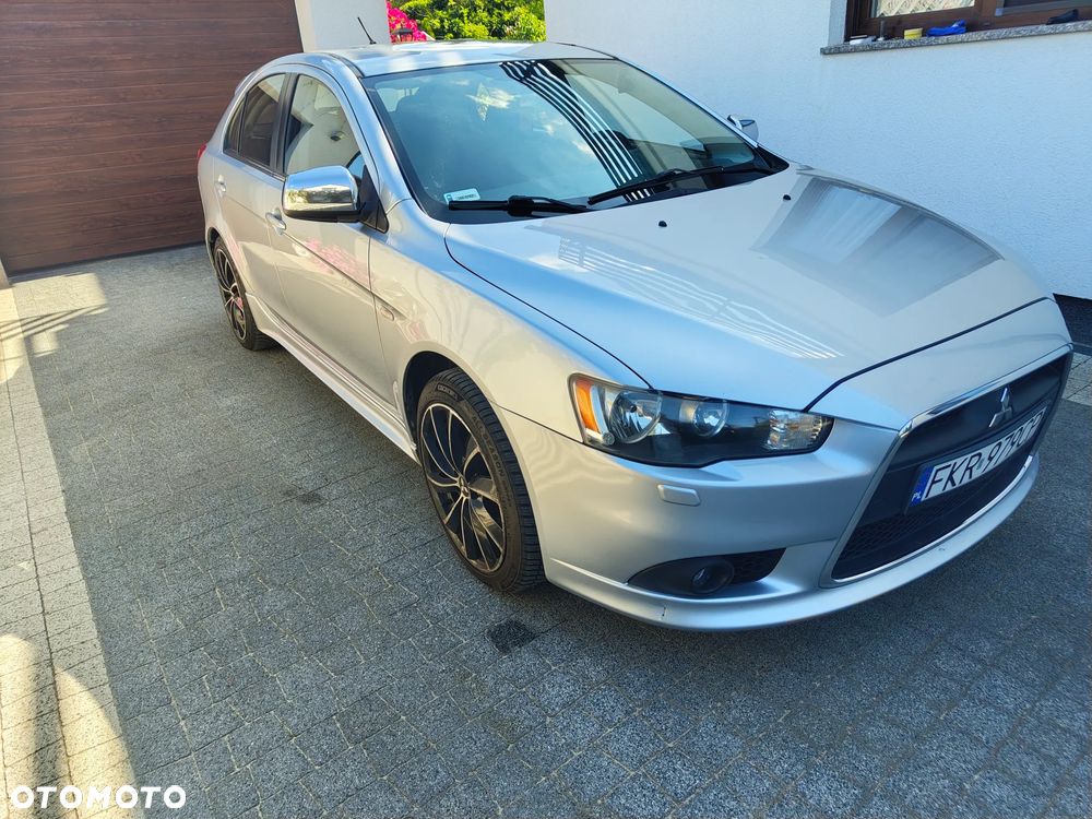 Mitsubishi Lancer - 1