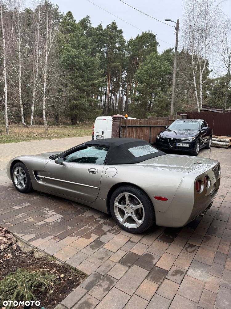 Chevrolet Corvette 5.7 - 9