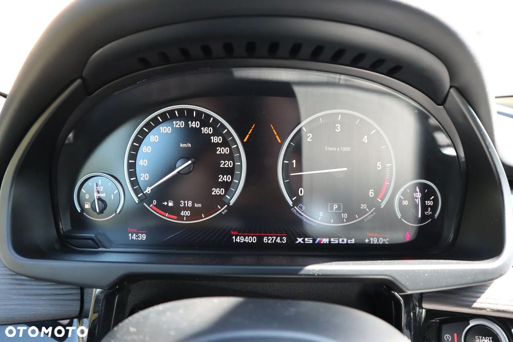 BMW X5 M M50d - 14