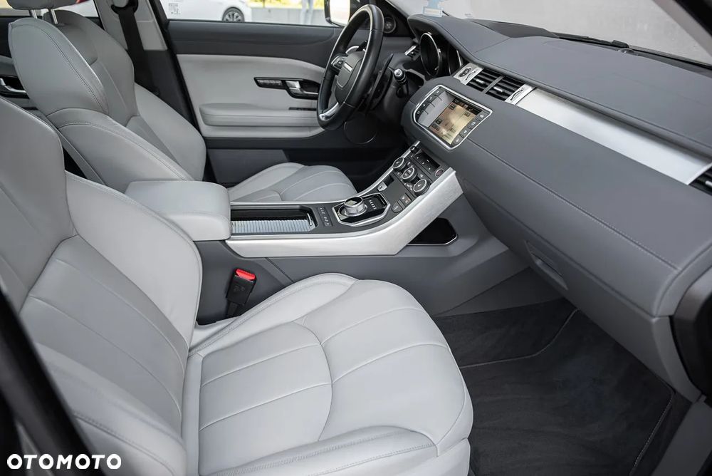 Land Rover Range Rover Evoque - 35