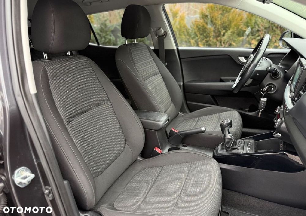 Kia Stonic 1.6 CRDi SCR XL - 10