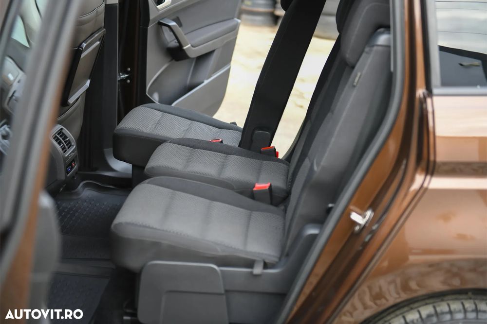 Volkswagen Touran - 30