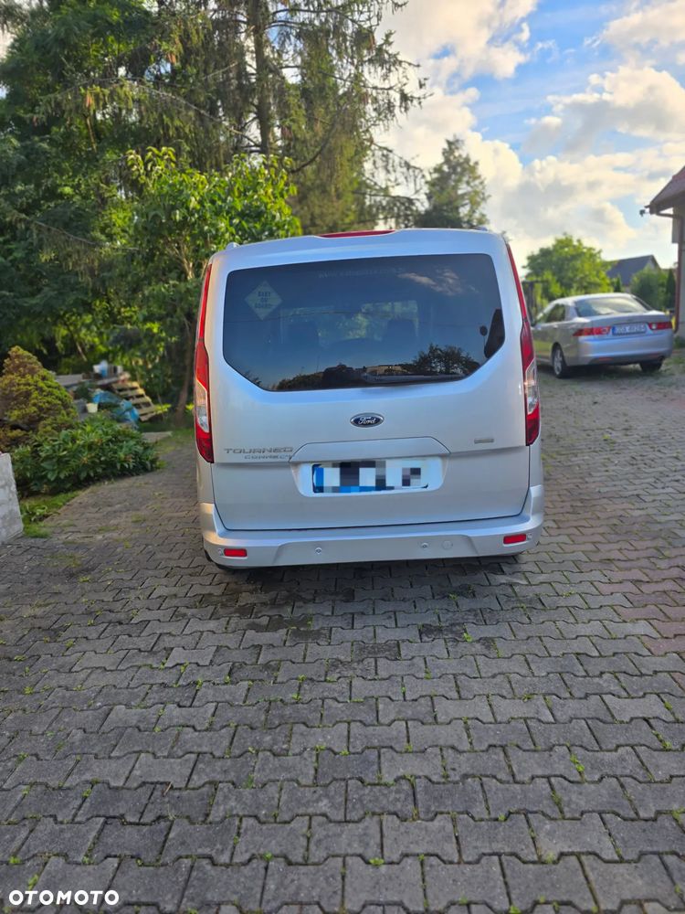Ford Tourneo Connect 1.6 EcoBoost Titanium - 9