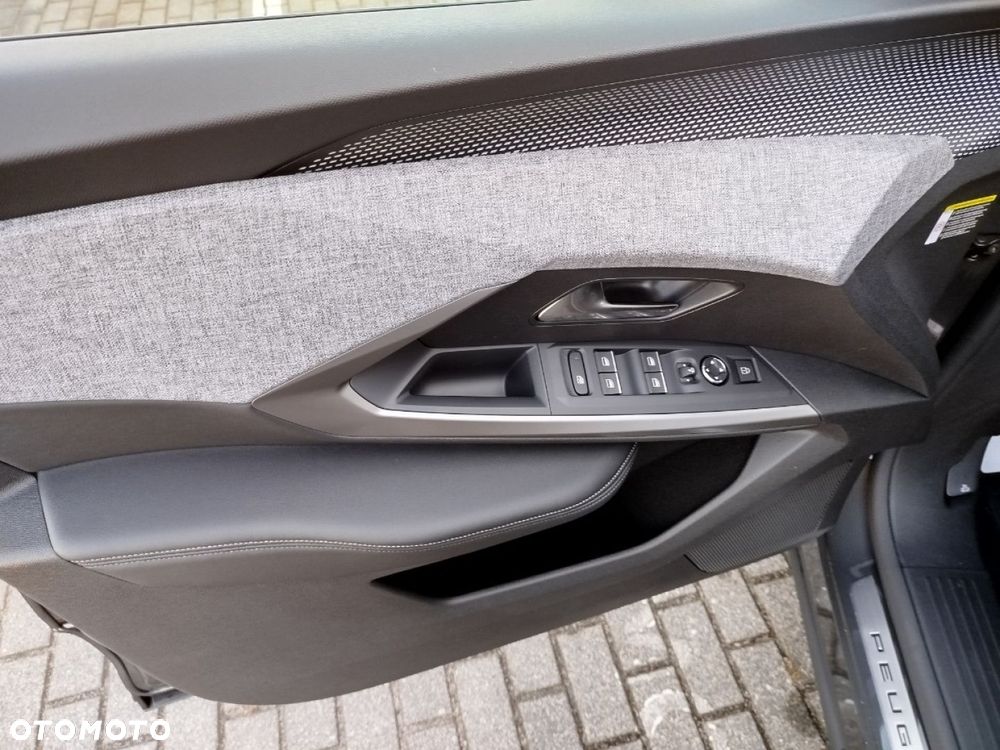 Peugeot 5008 - 12