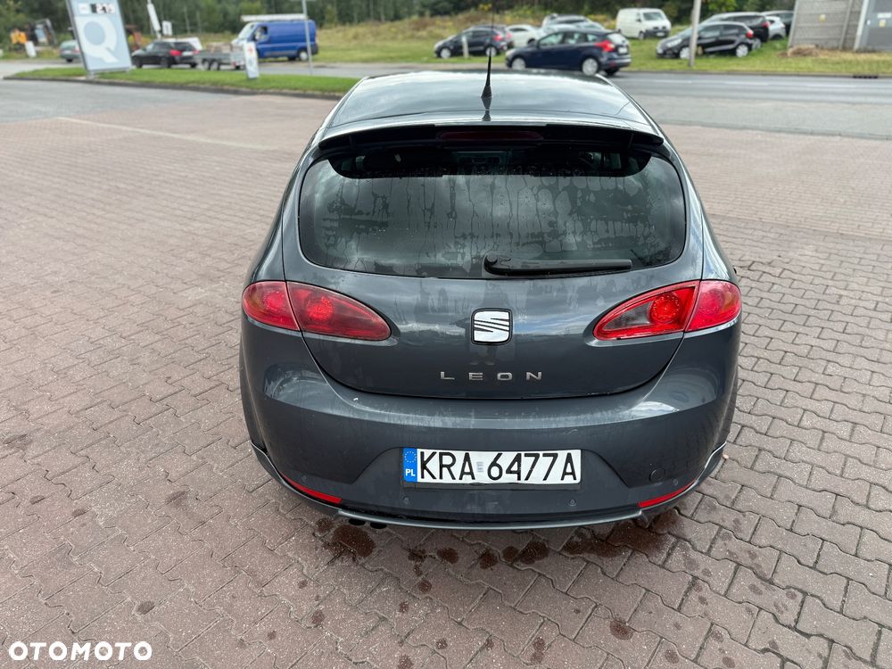 Seat Leon 2.0 TDI DPF Style - 9