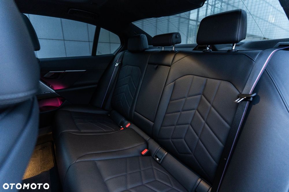 BMW Seria 5 - 28