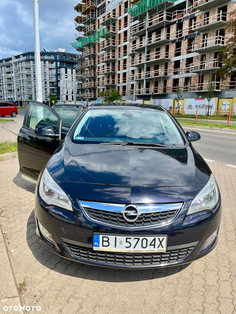 Opel Astra 1.4 Turbo Cosmo - 3