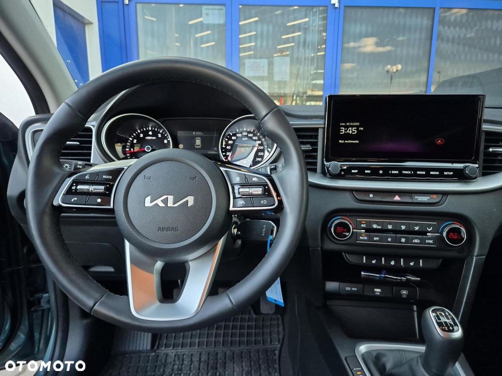 Kia Ceed 1.5 T-GDI M - 14