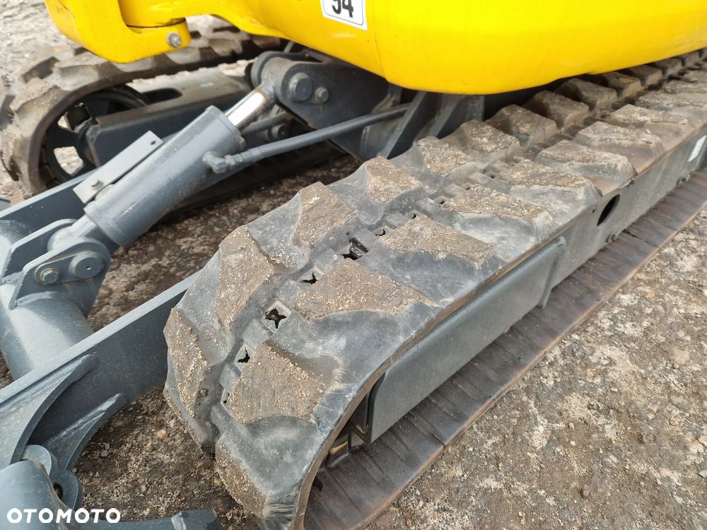 Komatsu PC 16 R , Cat, Kubota, Yanmar vio 27 , sv  26 , - 9