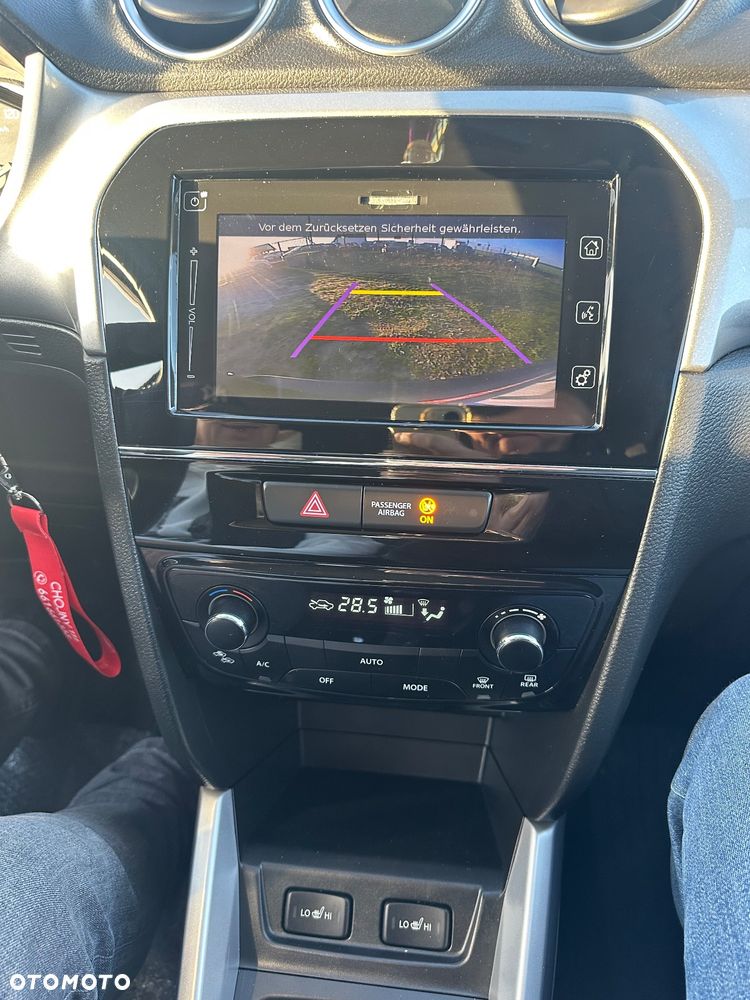 Suzuki Vitara 1.6 Premium 2WD - 22