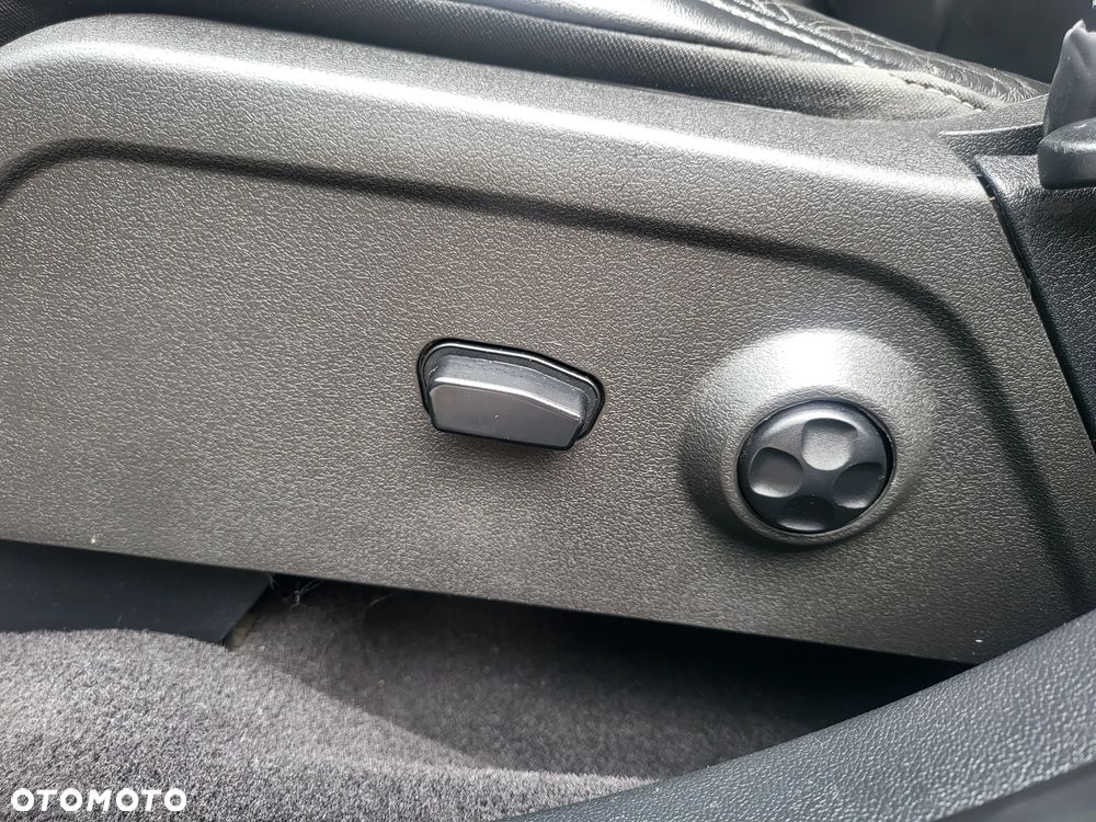 Fiat Freemont 2.0 Multijet 16V DPF Automatik Allrad Black Code - 14
