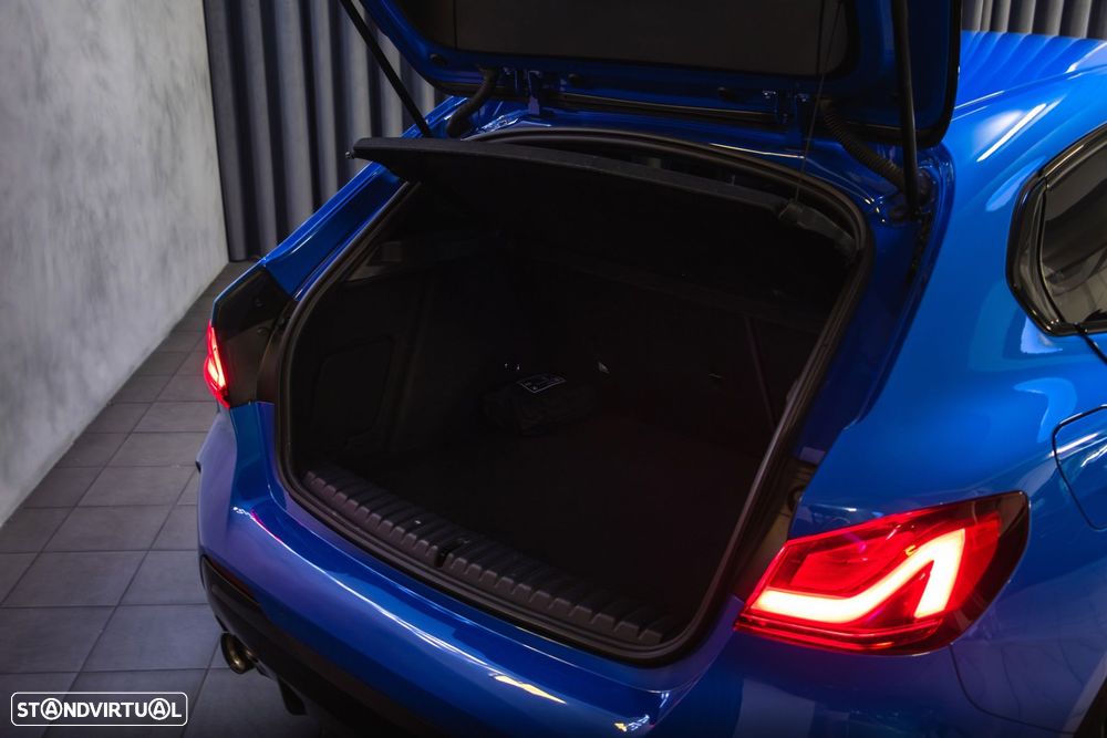 BMW 118 i Pack Desportivo M Auto - 25