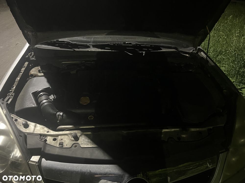 Opel Vectra 1.9 CDTI Essentia - 13