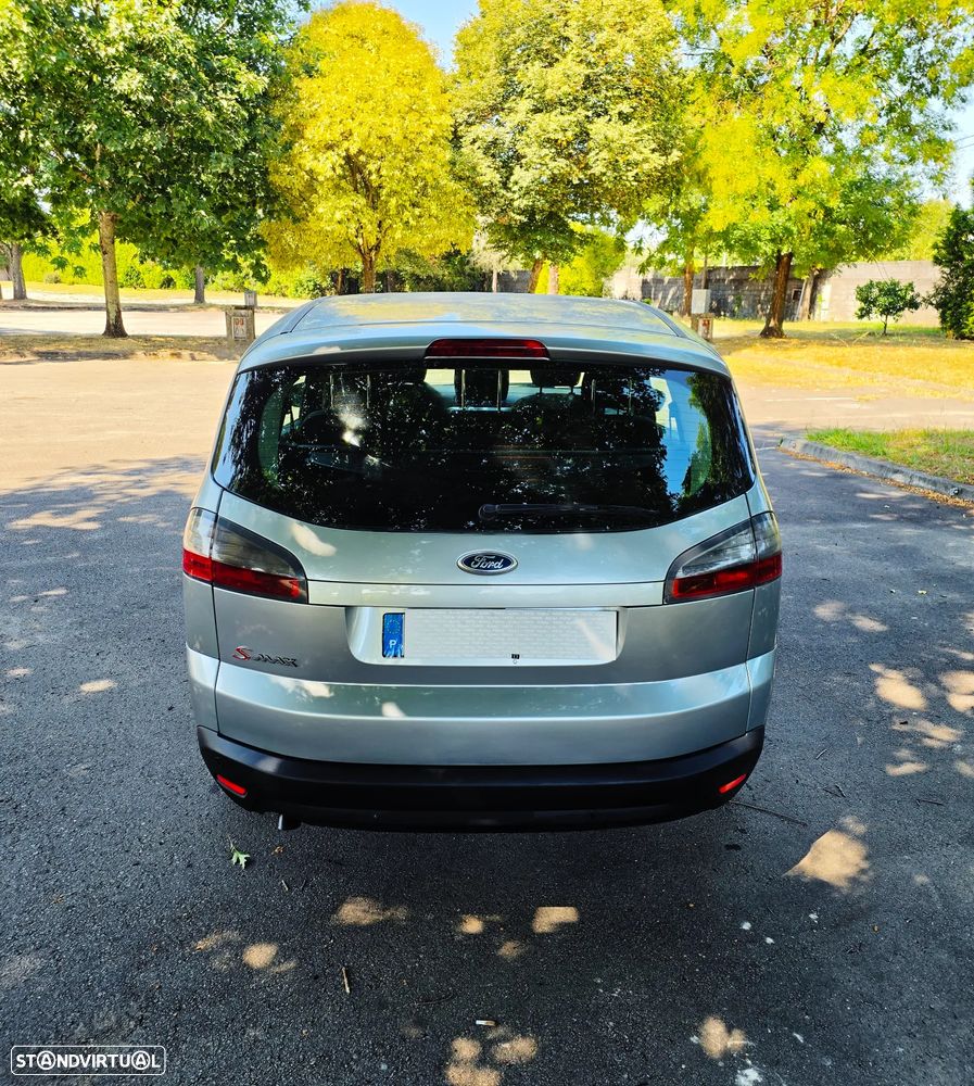 Ford S-Max 2.0 TDCi Titanium 7L - 20