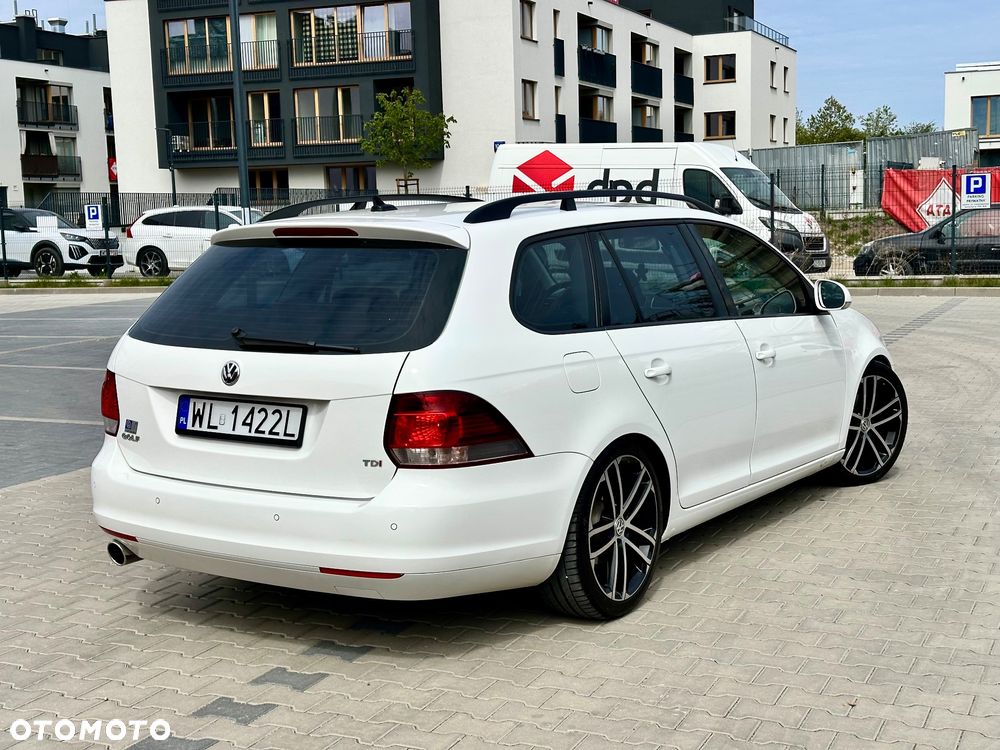 Volkswagen Golf 2.0 TDI Comfortline - 11