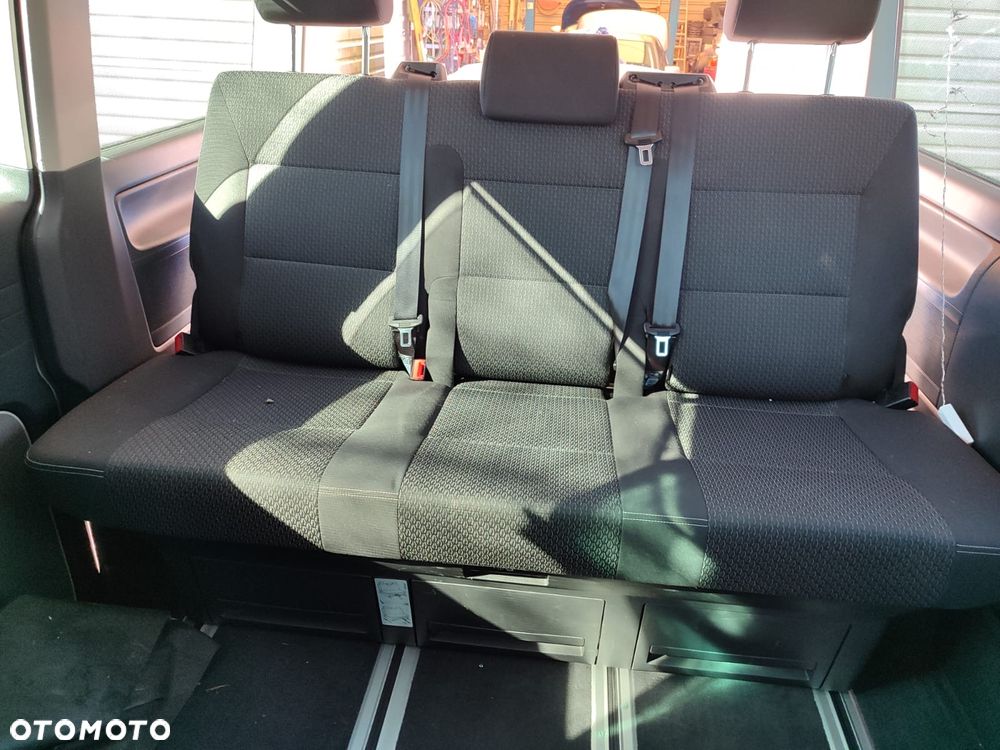 Volkswagen Multivan 2.0 TDI L1 Business 4Motion DSG - 10