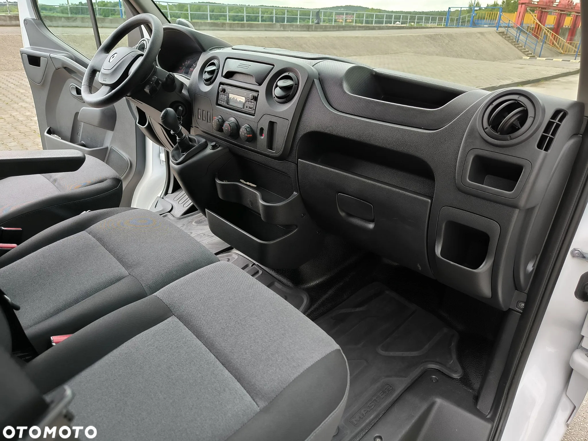 Renault Master - 32