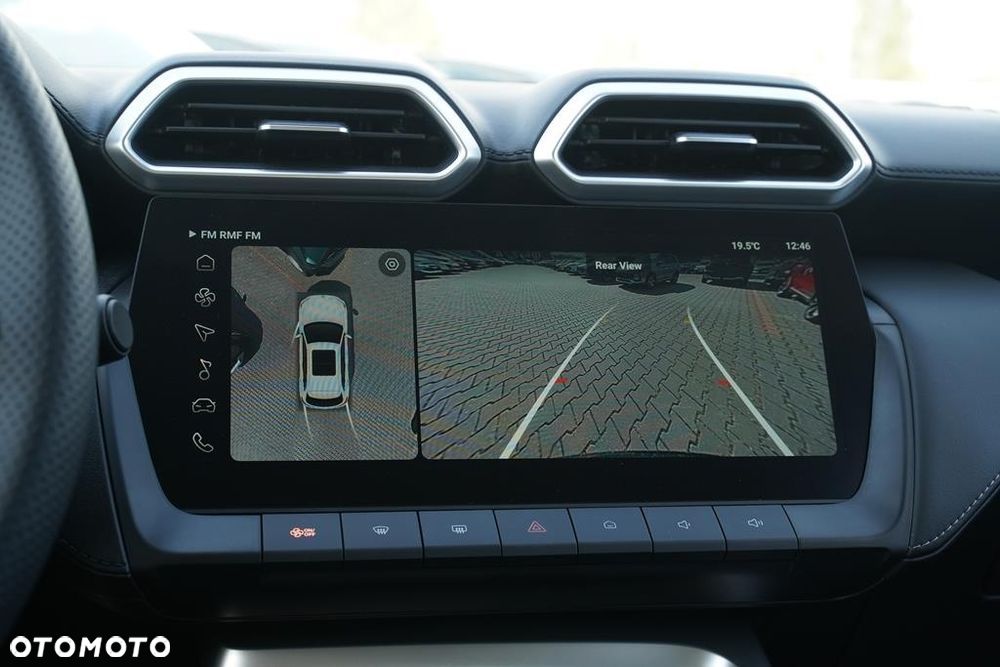 MG ZS 1.5 HEV+ Exclusive - 19