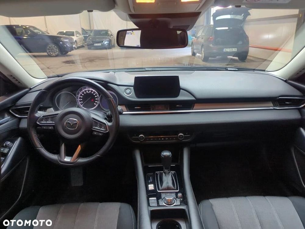 Mazda 6 - 8