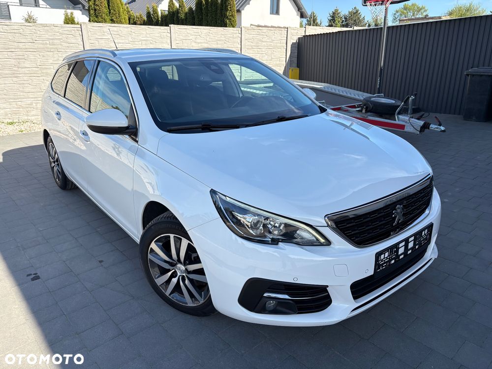 Peugeot 308 1.5 BlueHDi Allure Pack S&S - 1